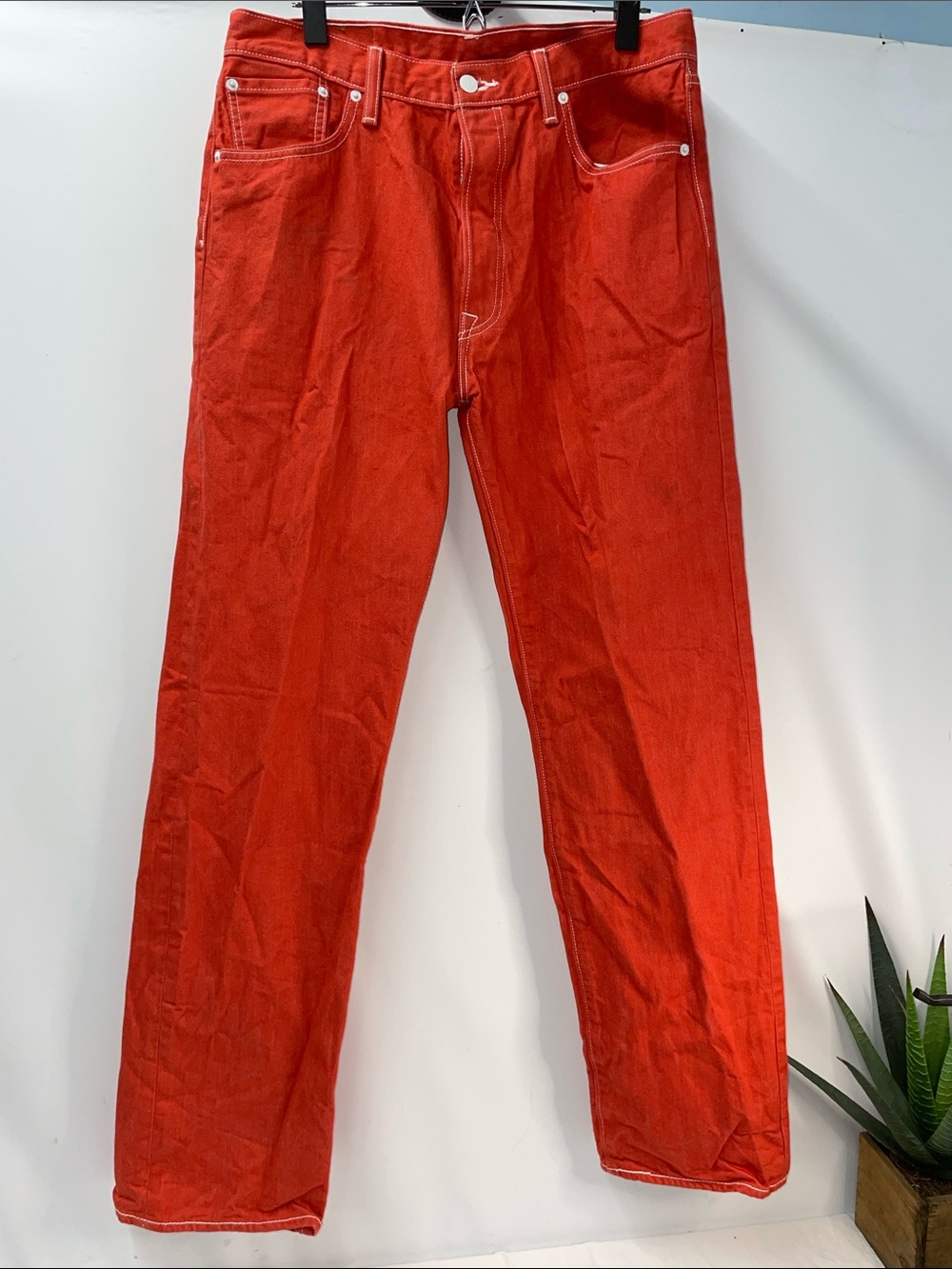 LEVI’S RED 501 JEANS FTL-06-003